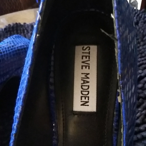 Shoes - Picture 4 of 4